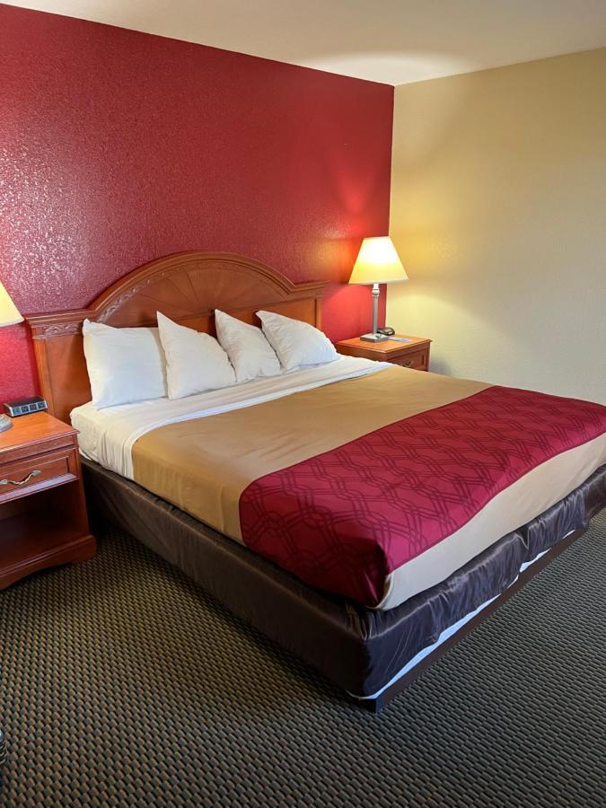 Decatur Express Inn & Suites מראה חיצוני תמונה