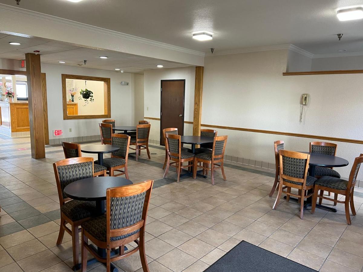 Decatur Express Inn & Suites מראה חיצוני תמונה