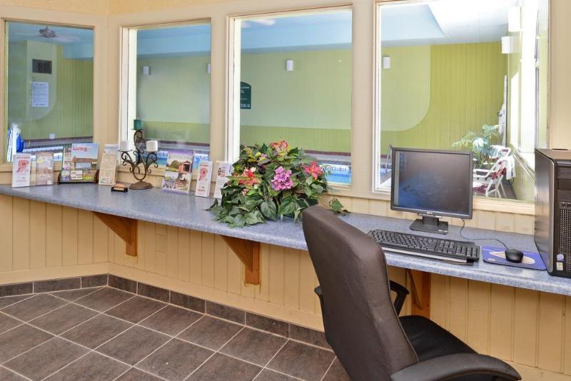 Decatur Express Inn & Suites מראה חיצוני תמונה