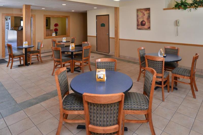 Decatur Express Inn & Suites מראה חיצוני תמונה