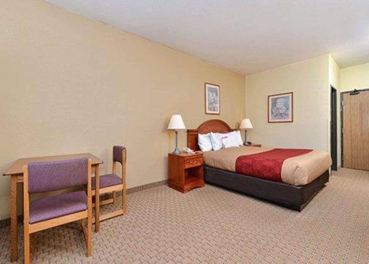 Decatur Express Inn & Suites מראה חיצוני תמונה