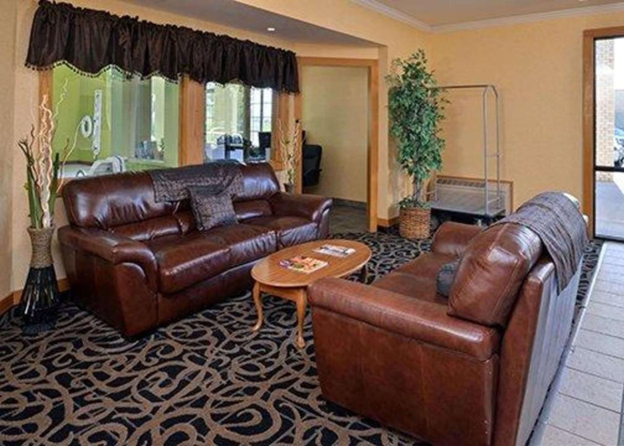 Decatur Express Inn & Suites מראה חיצוני תמונה